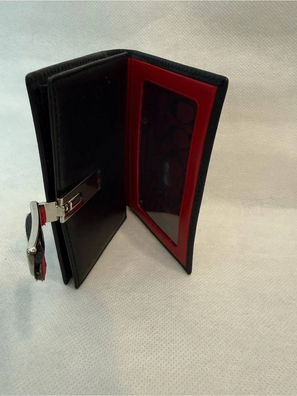 Coach Vintage Black and Red Leather Wallet